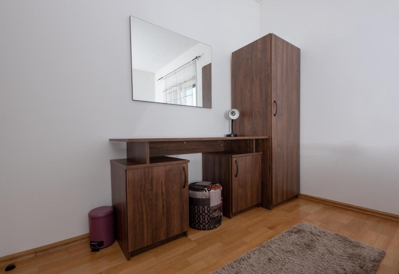 Apartmani Spoljar 주파나 외부 사진