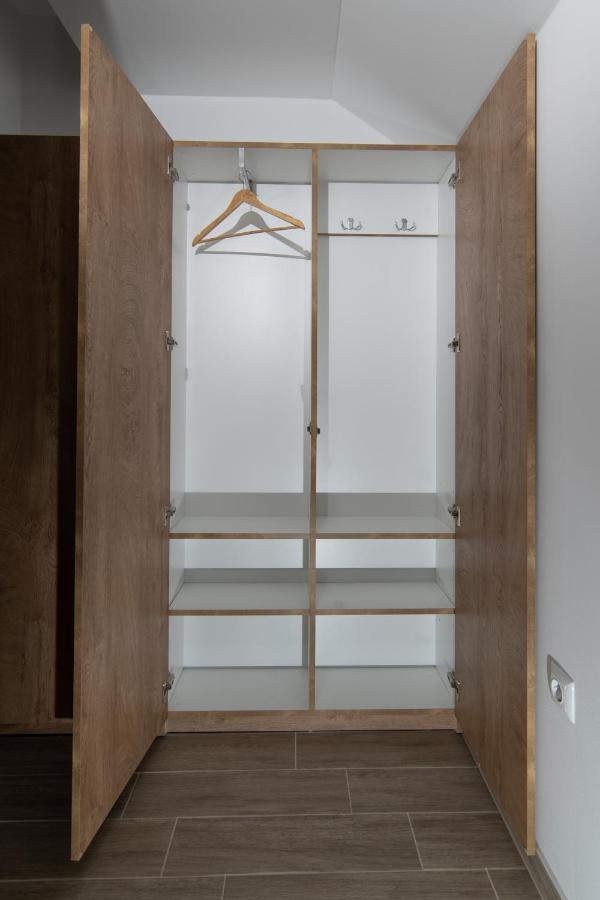 Apartmani Spoljar 주파나 외부 사진